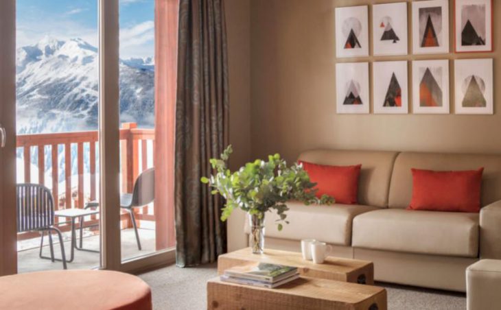 Hyatt Centric La Rosiere, La Rosiere, Sofa